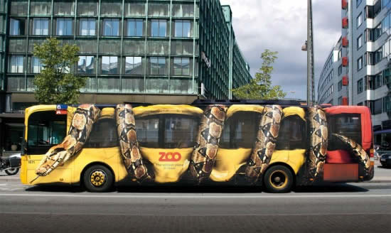 Publicidad exterior, creatividad impactante. Zoo de Copenhage, Símbolo Ingenio Creativo